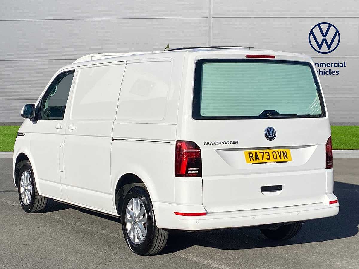 Volkswagen Transporter 2.0TDI 110ps T28 Highline BMT SWB PV